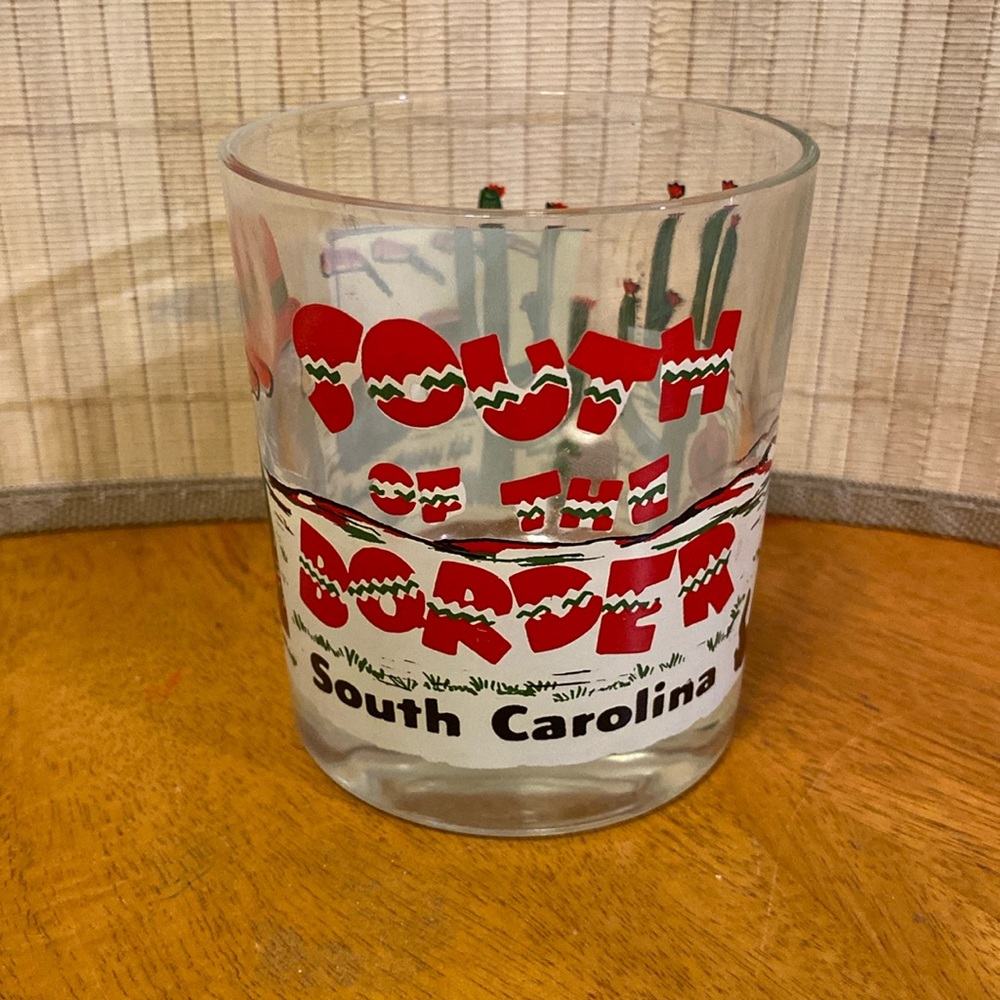 Vintage South Of The Border-South Carolina, Souvenir, 8 oz Rocks Glass